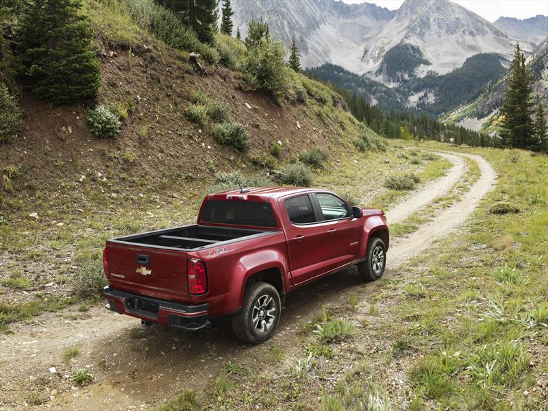 Chevrolet planea una S 10 con espíritu de Camaro