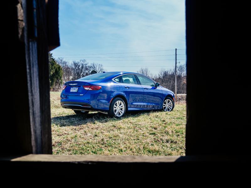 Chrysler 200 2015