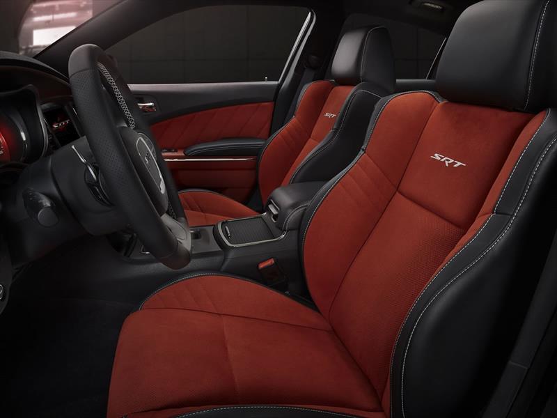 Dodge Charger SRT Hellcat 2015