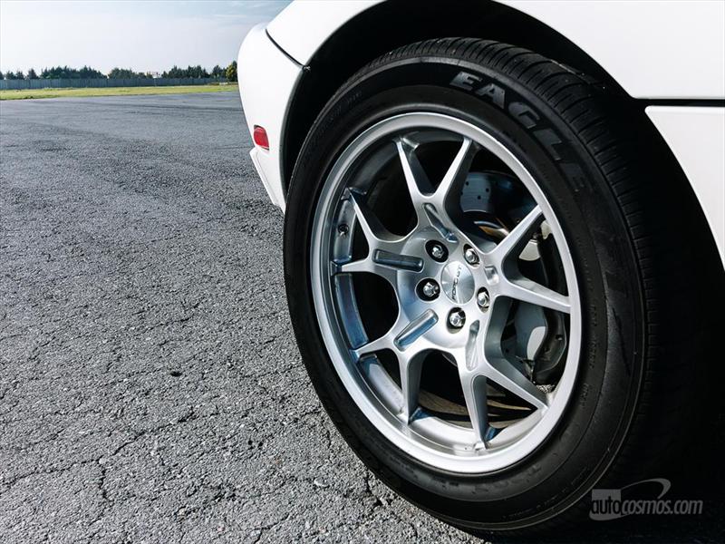 Ford Mustang Shelby GT500 2013 y Ford GT