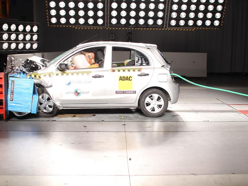 Nissan March en Latin NCAP 2015