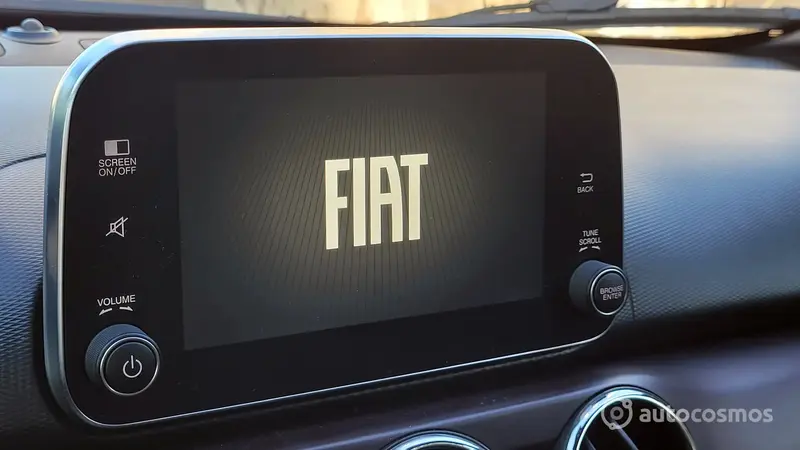 Test Drive FIAT Cronos 1.3L CVT