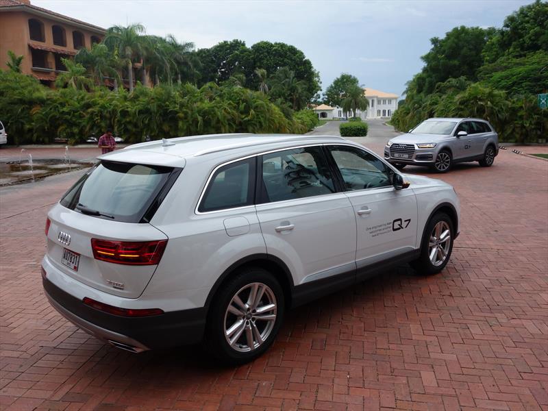 Audi Q7  Copia