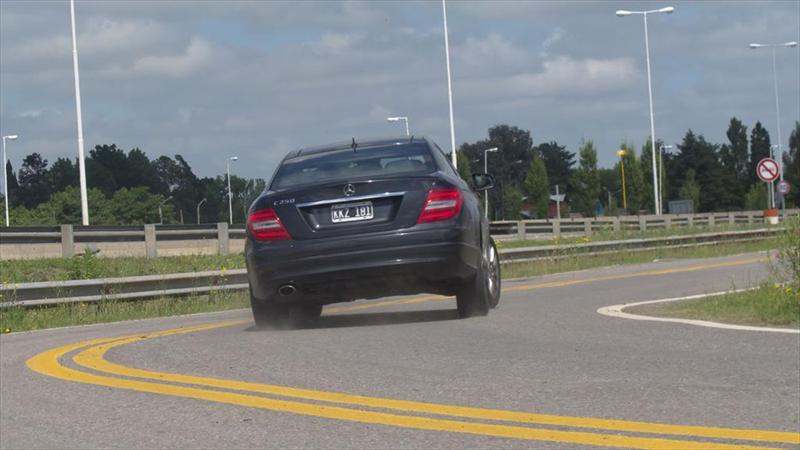 Mercedes-Benz C 250 Coupé a prueba