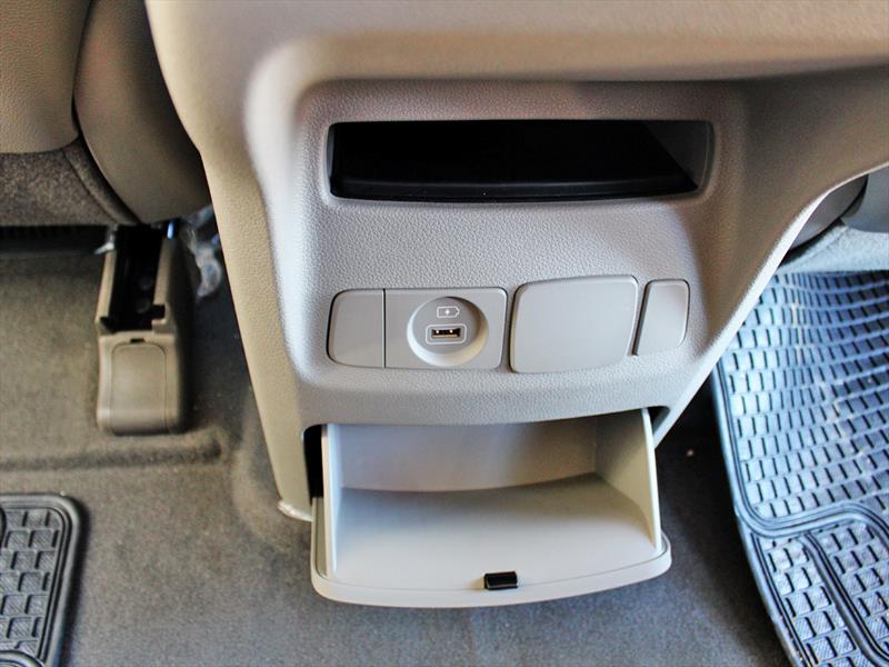 Nuevo Kia Grand Carnival 2015 Lanzamiento en Chile