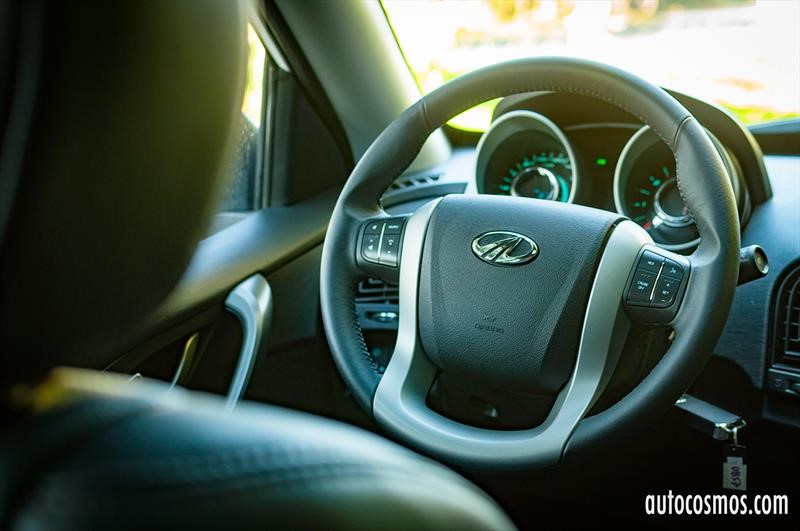 Mahindra XUV500 6AT Bencina - Lanzamiento en Chile
