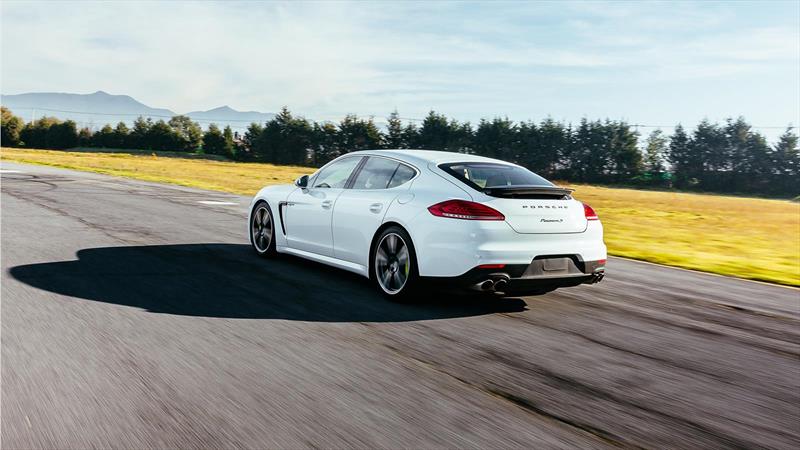 Porsche Panamera S E-Hybrid