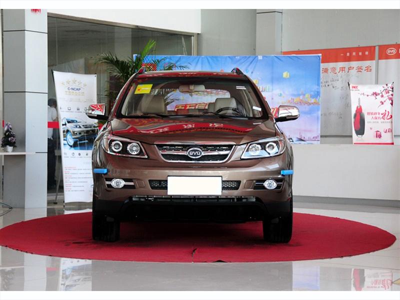 BYD S6