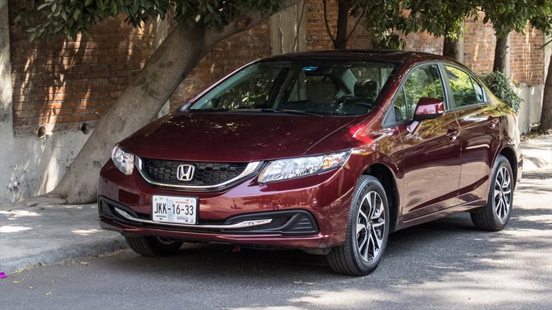 Honda Civic Sedán EXL 2013