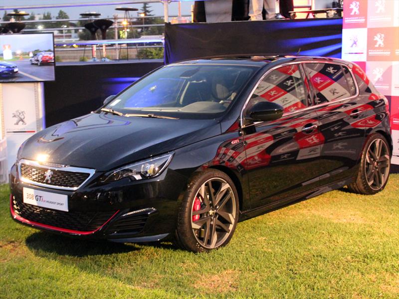Peugeot 308 GTi by Peugeot Sport en Chile