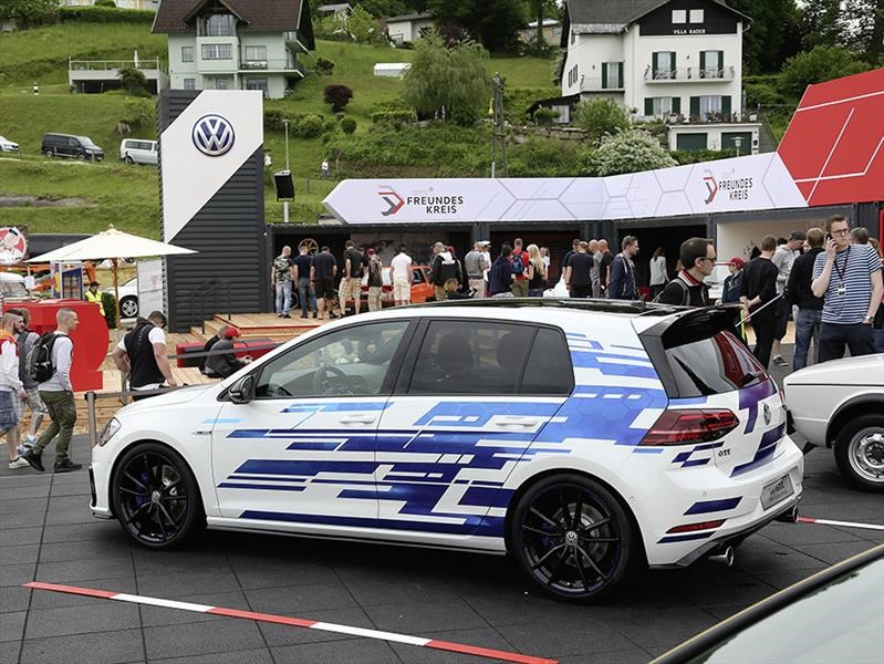 Volkswagen Golf GTE Performance