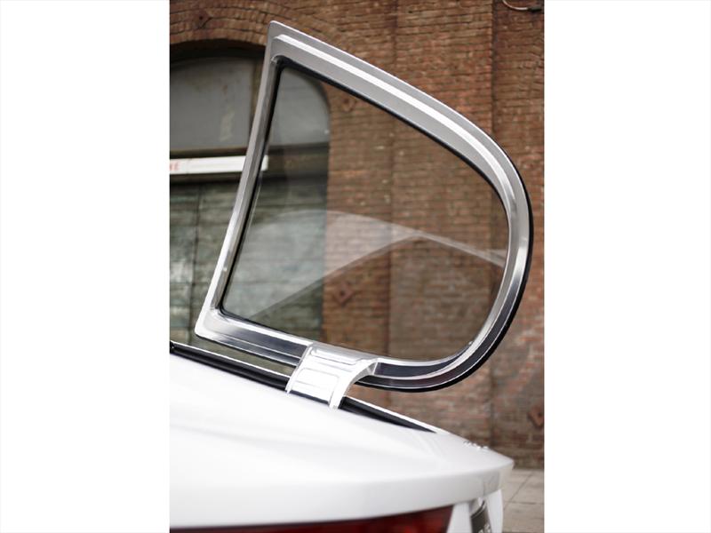 Jaguar C-X16 Concept  en Los Angeles 2011