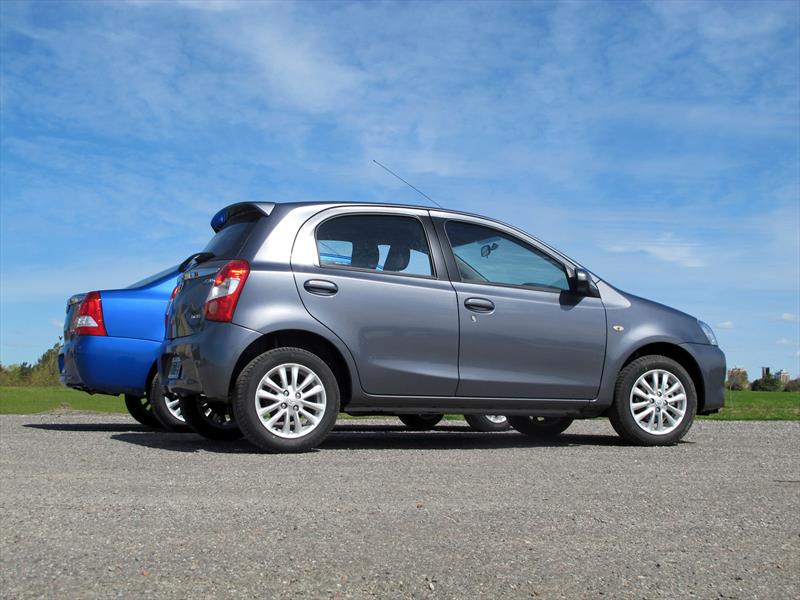 Prueba nuevo Toyota Etios