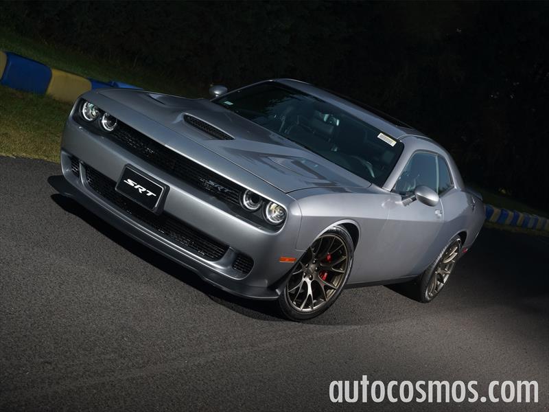 Dodge Challenger SRT Hellcat