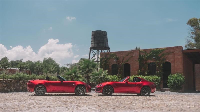 Mazda MX-5 vs Mazda MX-5 RF