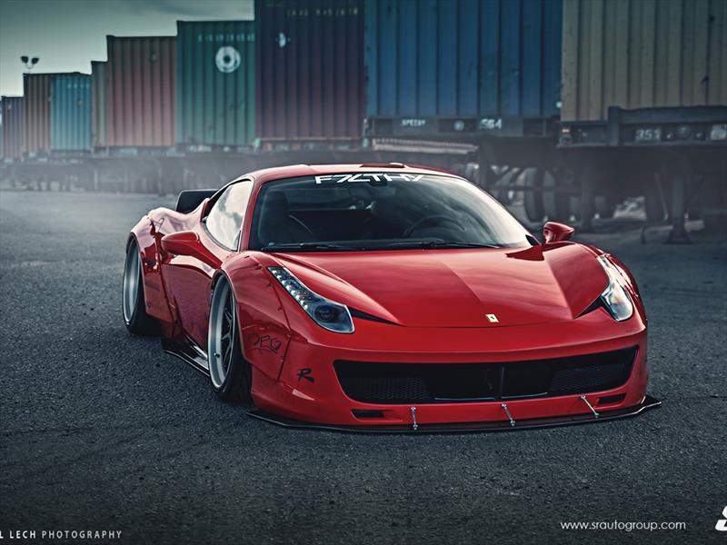 Liberty Walk Ferrari 458 Italia con rines PUR