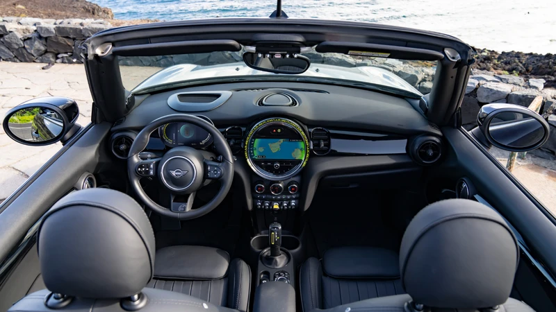 MINI Cooper SE Cabrio