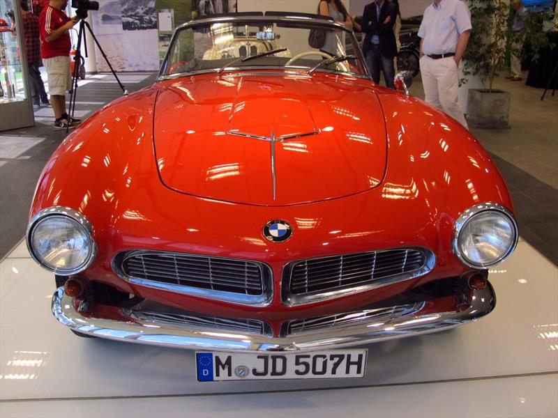Historia BMW 507