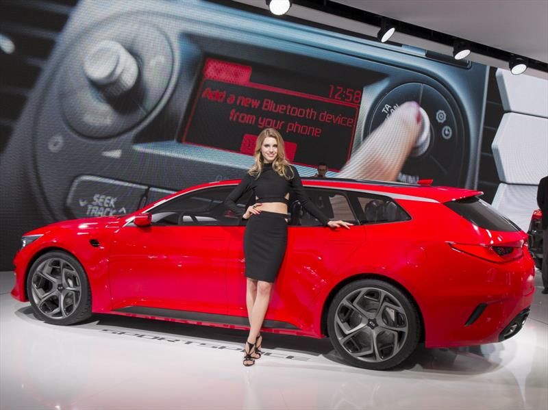 Las chicas del Auto Show de Ginebra 2015