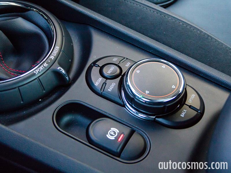 MINI Clubman 2016