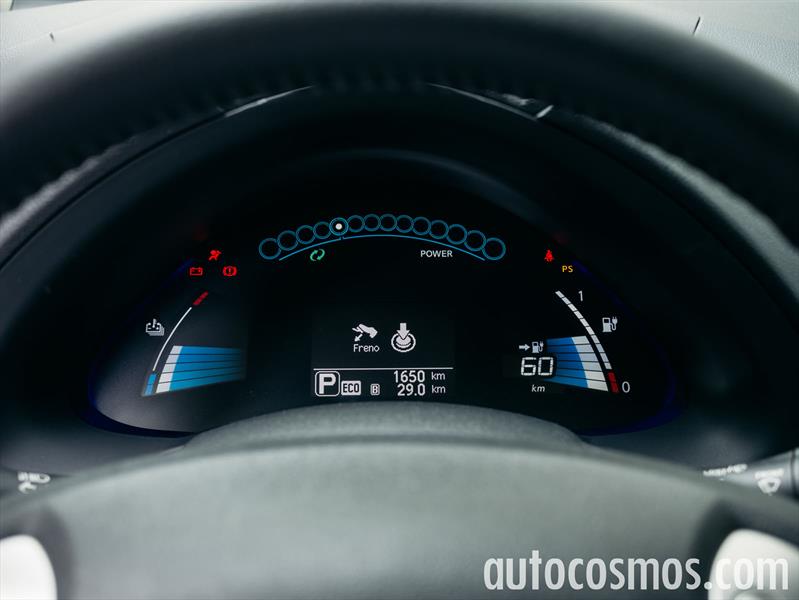 Nissan LEAF 2015