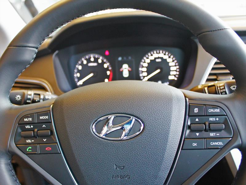 Hyundai Sonata 2015 Estreno oficial en Chile