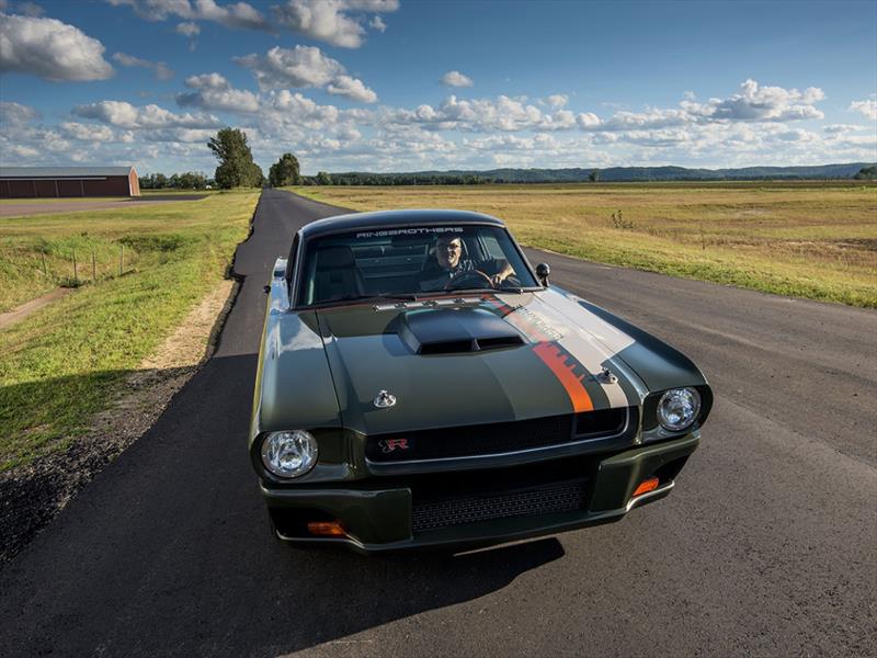 Ford Mustang Espionage 1965 por Ringbrothers