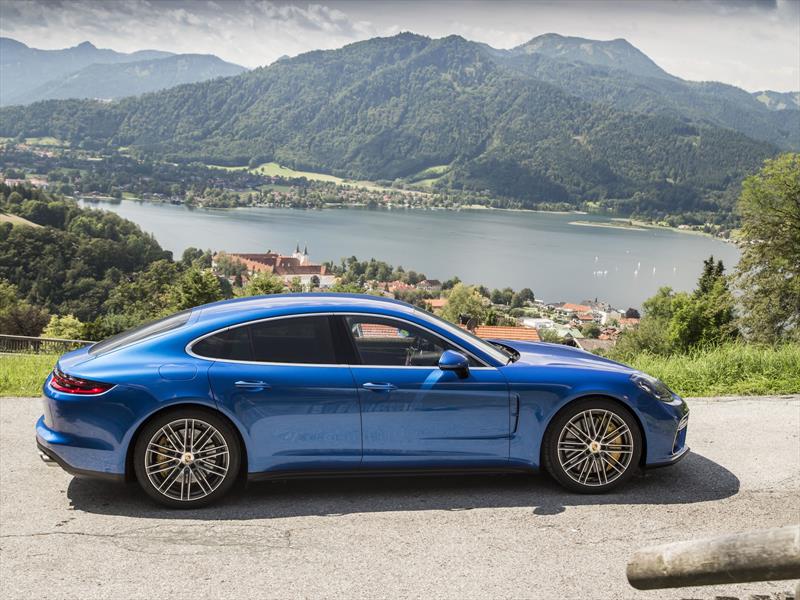 Porsche Panamera 2017