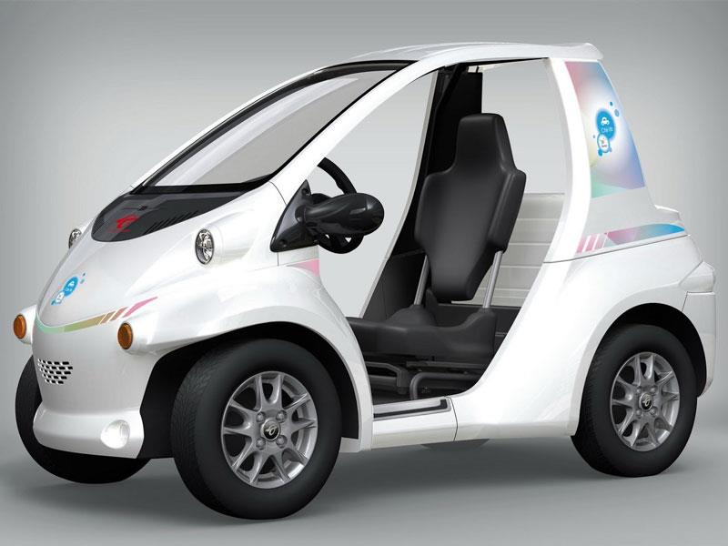 Toyota i-ROAD y COM
