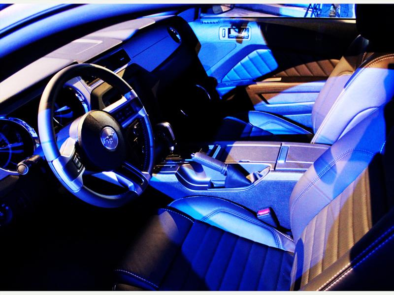 Ford Mustang 2013. Lanzamiento en Chile