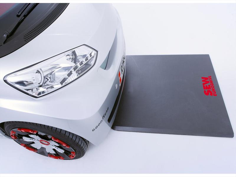 Rinspeed Dock+Go Concept