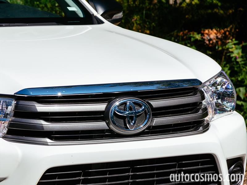 Toyota Hilux 2016