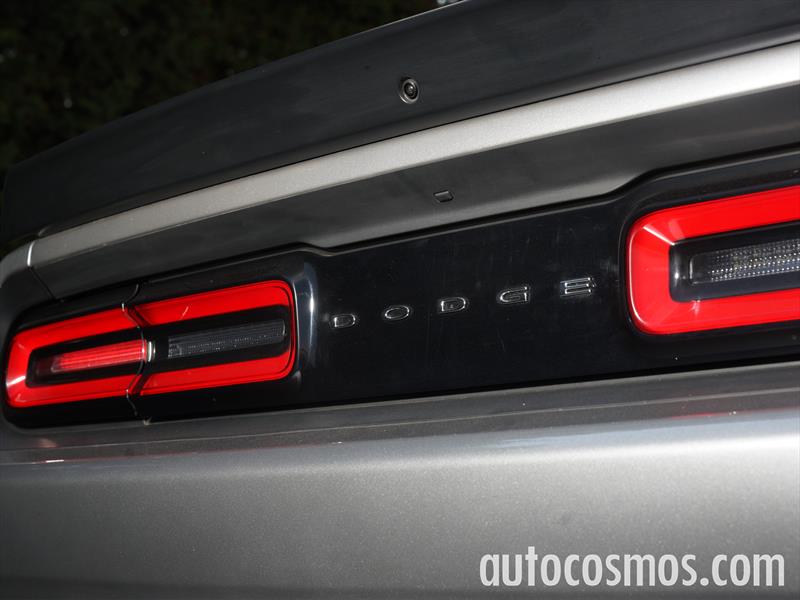 Dodge Challenger SRT Hellcat