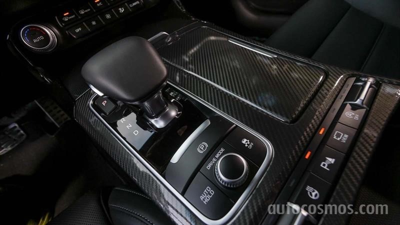 Kia Stinger vs Kia Stinger 2019