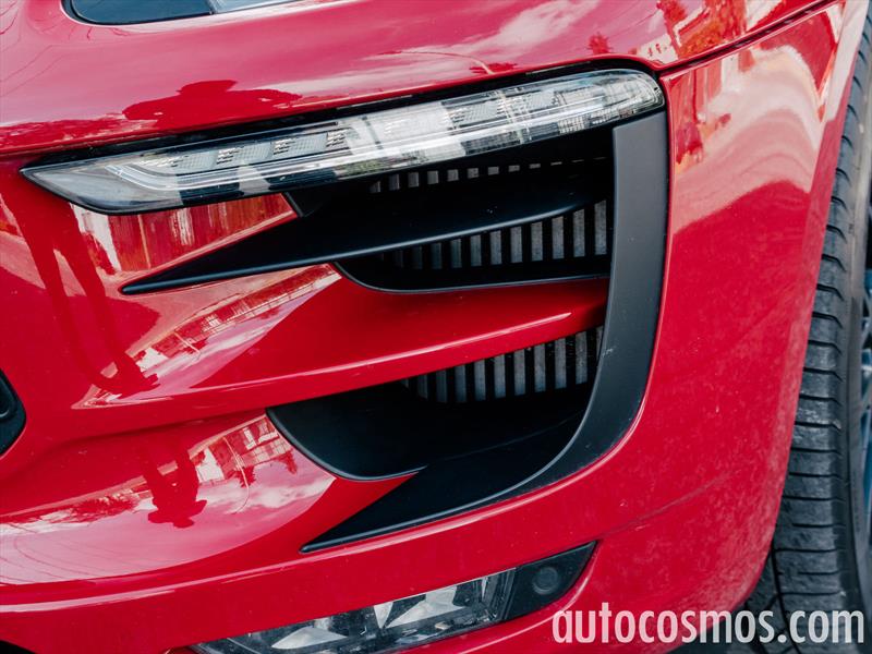 Porsche Macan GTS 2016