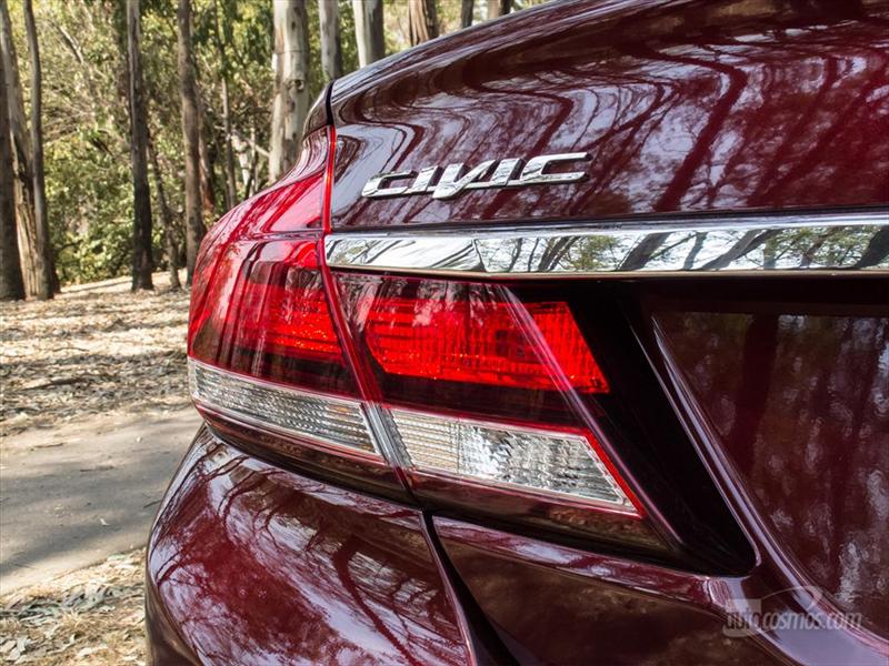 Honda Civic Sedán EXL 2013