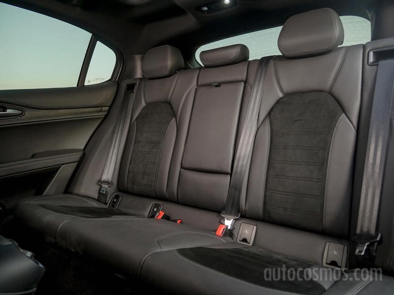 Alfa Romeo Stelvio QV 2019