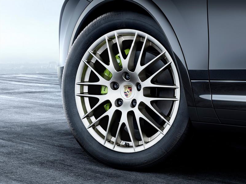 Porsche Cayenne Platinum Edition