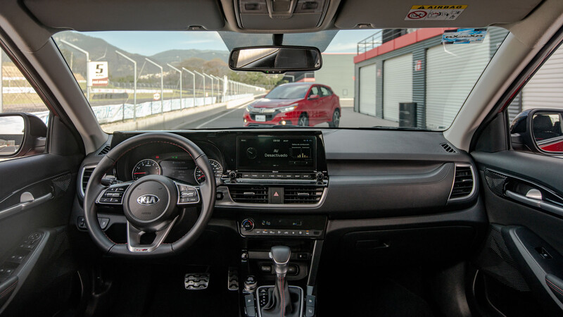 KIA Seltos Interior