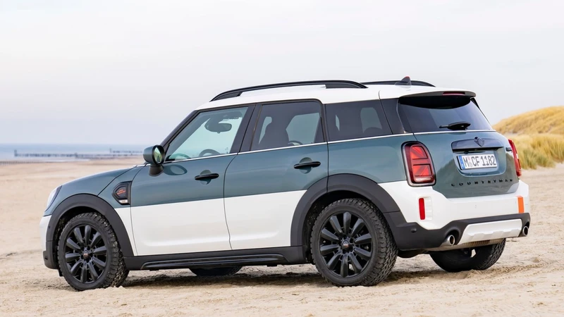 MINI Cooper S Countryman ALL4 Uncharted 2024