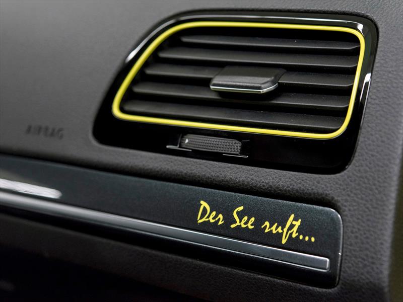 Volkswagen GTI Dark Shine