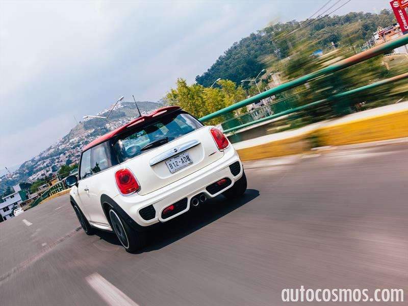 MINI John Cooper Works 2016