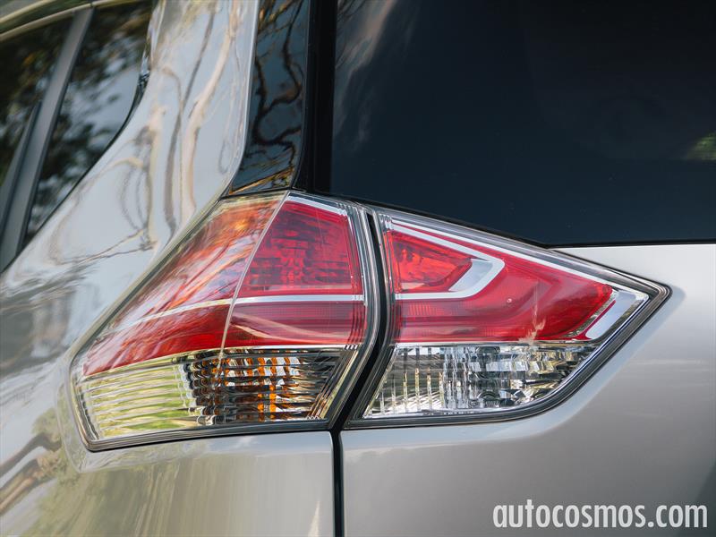 Honda CR-V 2015 vs Nissan X-Trail 2015