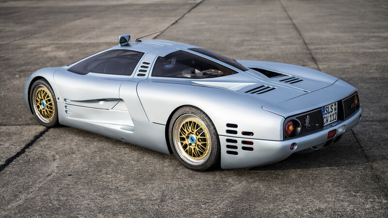 Isdera Commendatore 112i
