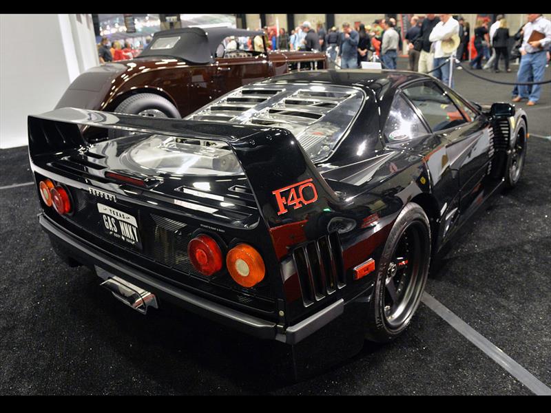 Ferrari F40 modificada por Gas Monkey