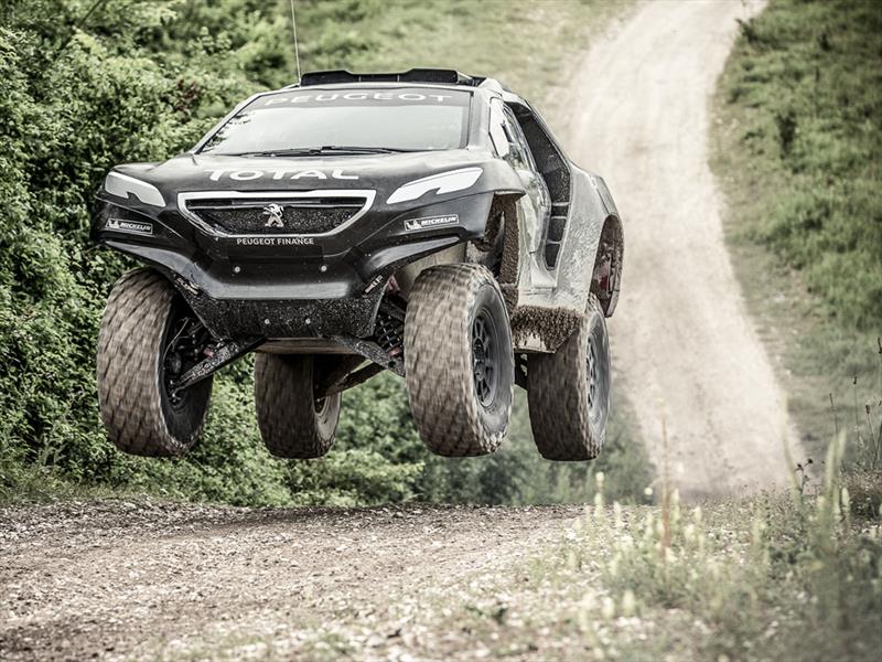 Primera prueba del DKR Peugeot 2008