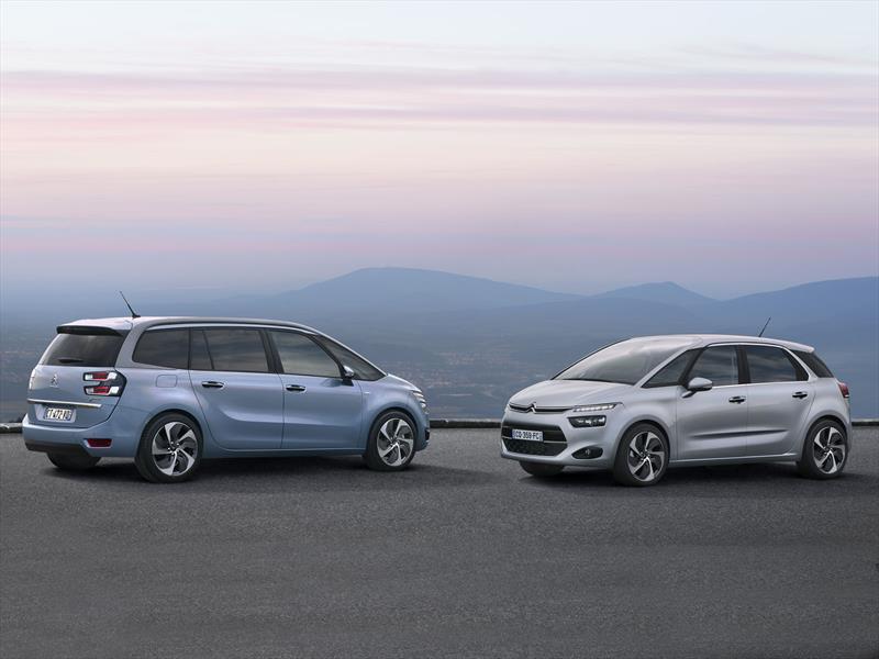 Citroën C4 Picasso, cerca de Argentina