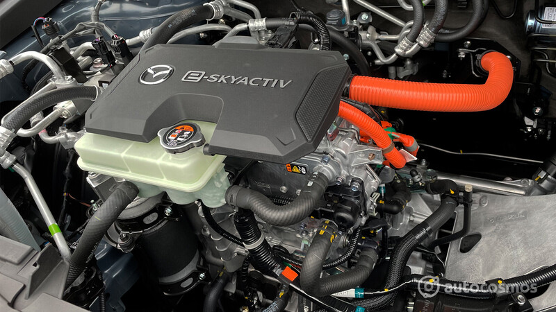 Mazda MX-30 2022, primer contacto en Los Angeles