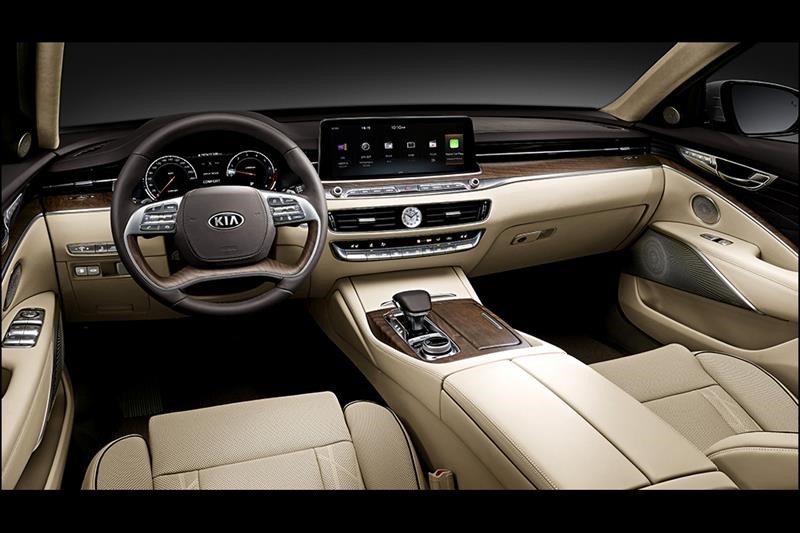 Kia K900 2019