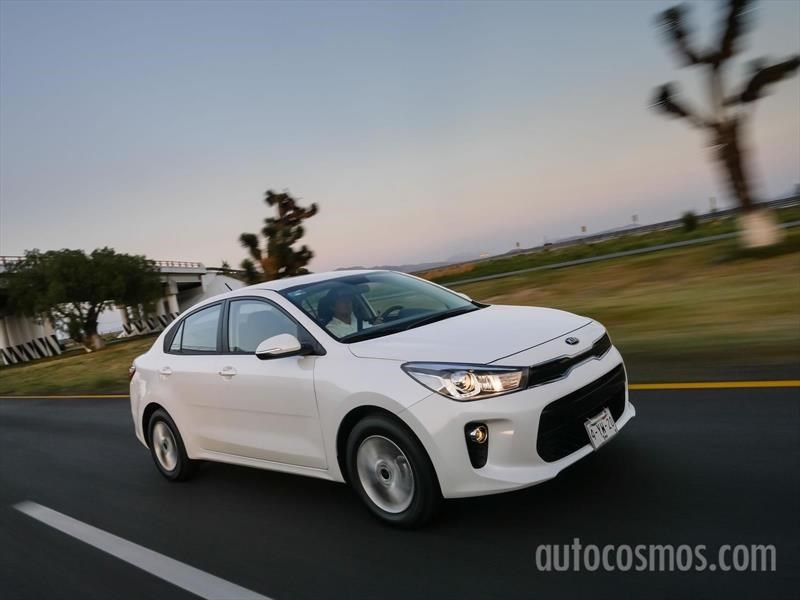 KIA Rio Sedán 2018